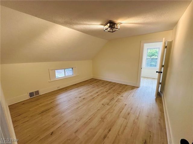 3250 W 127th Street, Cleveland, OH 44111