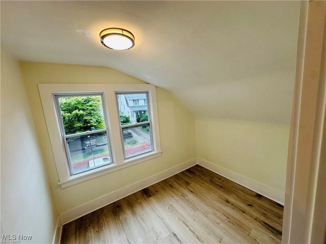 3250 W 127th Street, Cleveland, OH 44111