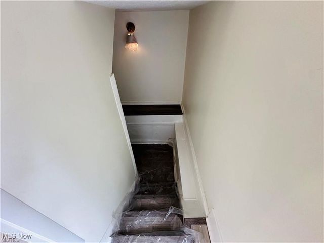 3250 W 127th Street, Cleveland, OH 44111