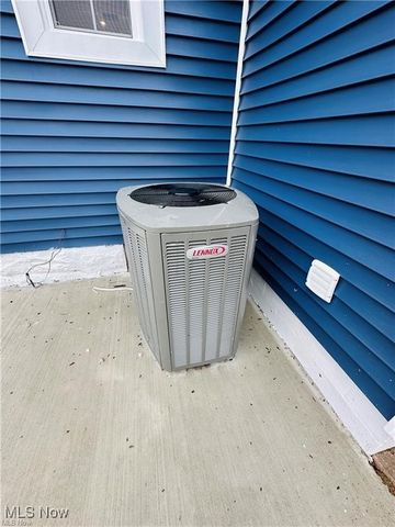 3250 W 127th Street, Cleveland, OH 44111