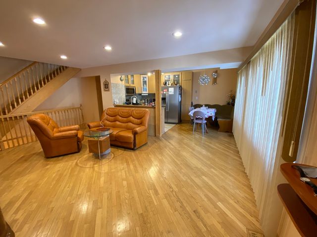 728 Inverrary Lane, Deerfield, IL 60015