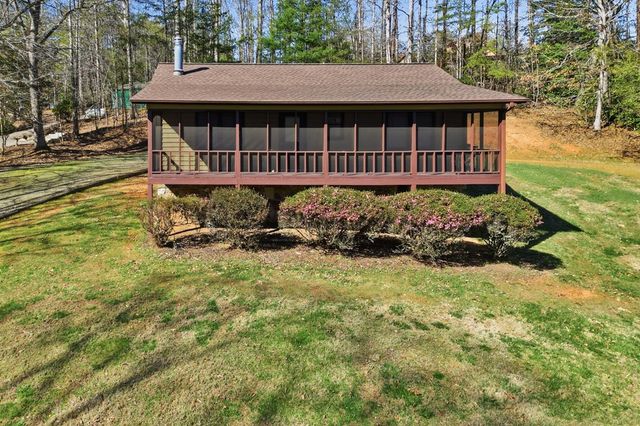 2083 Woodlake Lane, Young Harris, GA 30582