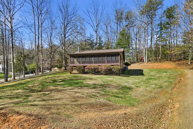 2083 Woodlake Lane, Young Harris, GA 30582