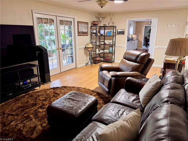 104 Ben Nevis Drive, Kernersville, NC 27284