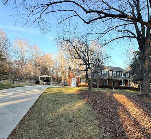 104 Ben Nevis Drive, Kernersville, NC 27284