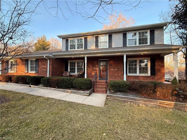 104 Ben Nevis Drive, Kernersville, NC 27284