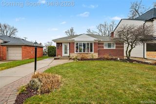 2710 Dorchester Road, Birmingham, MI 48009