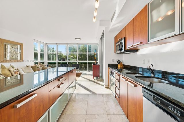 3131 NE 188th Street 1508, Aventura, FL 33180