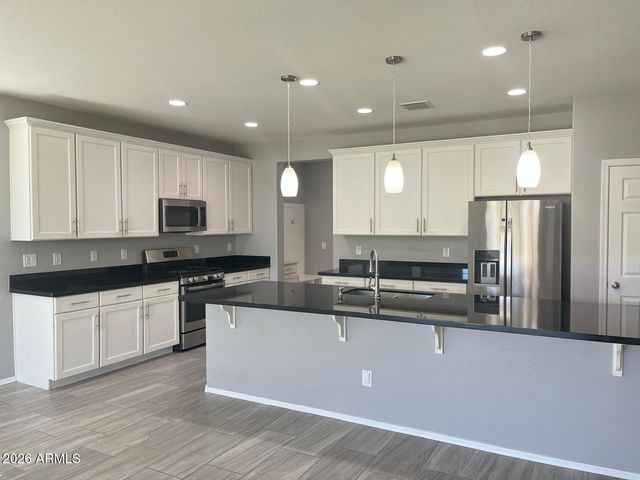 8503 W PEPPERTREE Lane, Glendale, AZ 85305