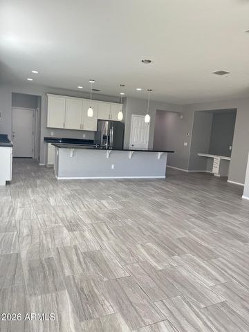 8503 W PEPPERTREE Lane, Glendale, AZ 85305