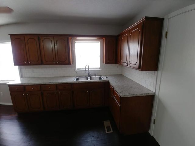 509 N Park Avenue, Shawnee, OK 74801