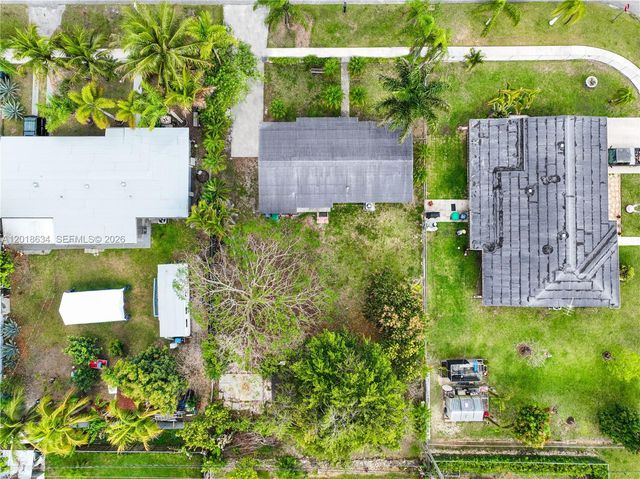 1610 NW 9th Ct, Homestead, FL 33030