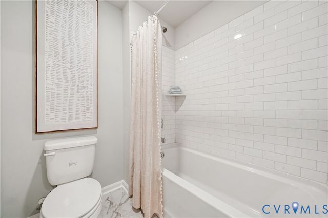 1661 River Bluff Ln, North Prince George, VA 23860