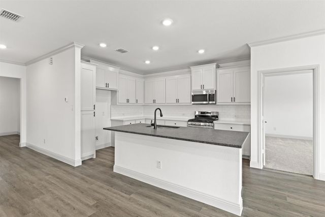 544 Oak Creek Drive, Lavon, TX 75166