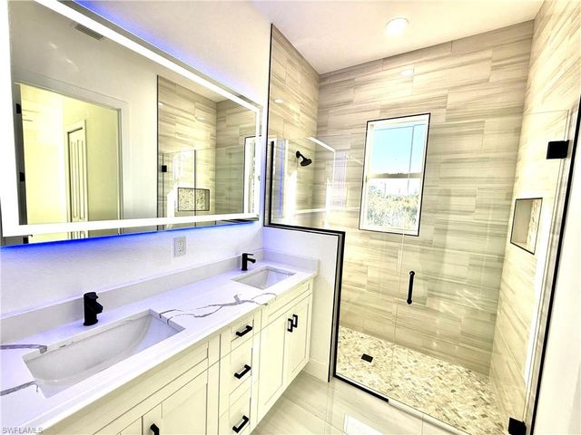 507 Leroy AVE, Lehigh Acres, FL 33972