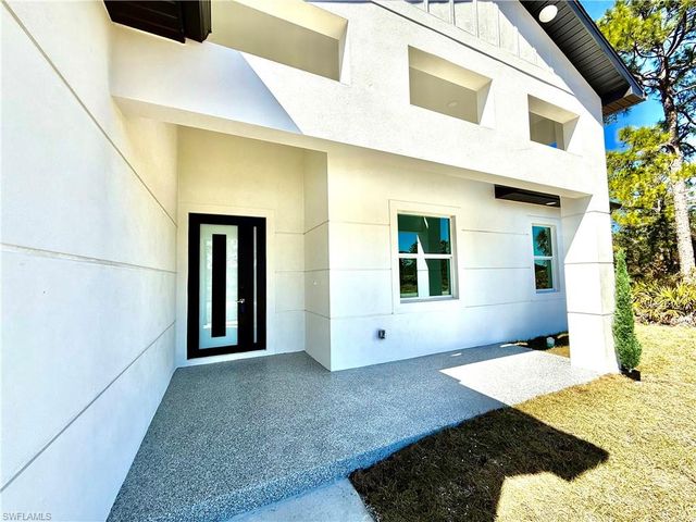 507 Leroy AVE, Lehigh Acres, FL 33972