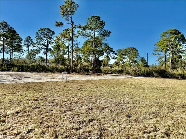 507 Leroy AVE, Lehigh Acres, FL 33972