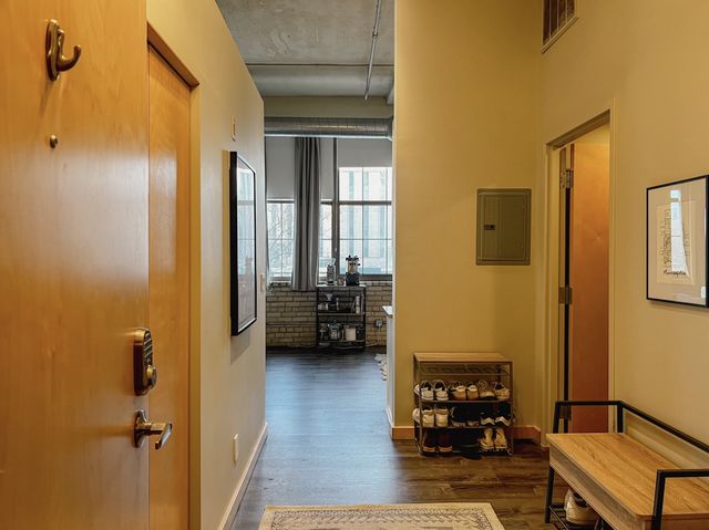 1901 E Hennepin Avenue 104, Minneapolis, MN 55413