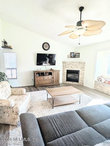 3 POINT Place, Palm Coast, FL 32164