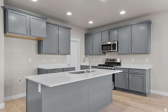 6764 N STAR LAKE DR, Eagle Mountain, UT 84005