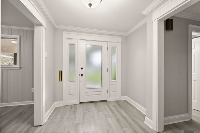 1055 Alameda Dr, Baton Rouge, LA 70815