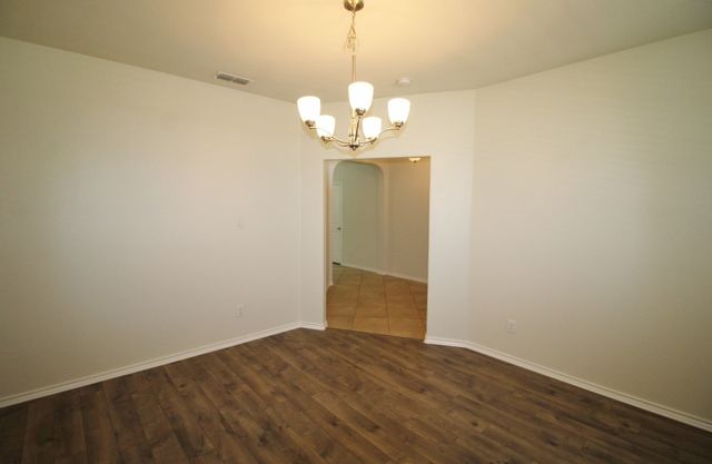 1205 Crest Ridge Drive, Glenn Heights, TX 75154