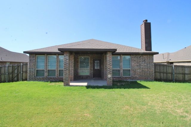 1205 Crest Ridge Drive, Glenn Heights, TX 75154