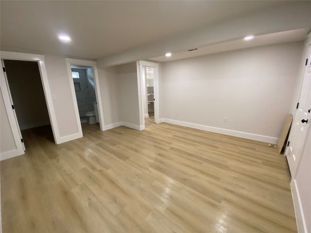 2807 Silkwood Street, Dallas, TX 75215