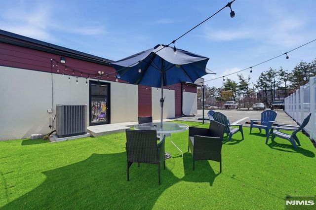 27-16 Broadway, Fair Lawn, NJ 07410