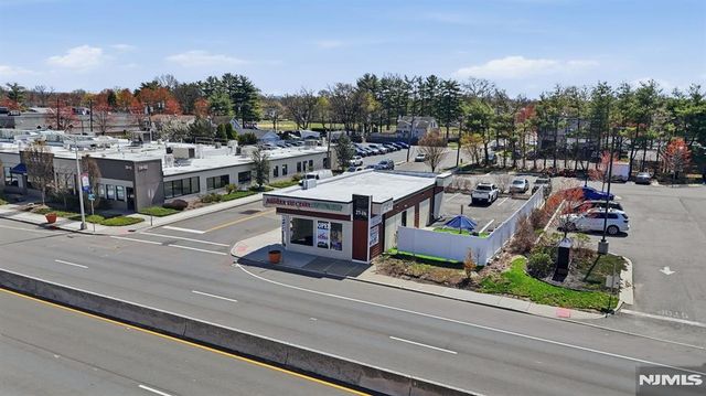 27-16 Broadway, Fair Lawn, NJ 07410