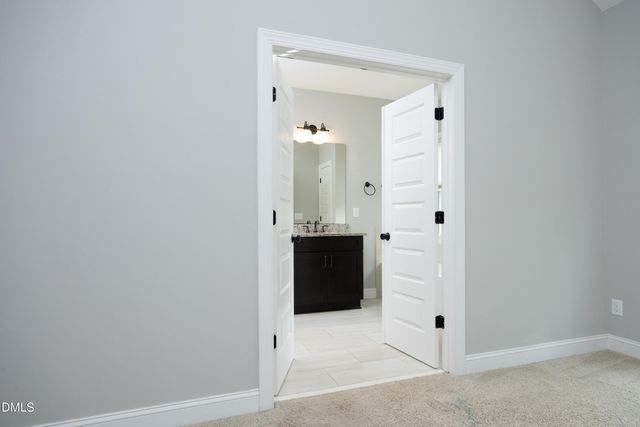 1050 Residents Club Drive, Cary, NC 27519