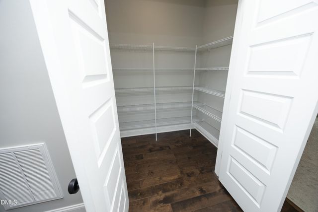 1050 Residents Club Drive, Cary, NC 27519