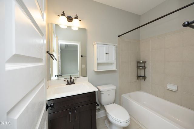 1050 Residents Club Drive, Cary, NC 27519