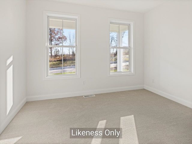121 Mabel Way, South Burlington, VT 05403