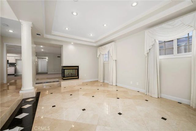 3622 Pacific, Long Beach, CA 90807