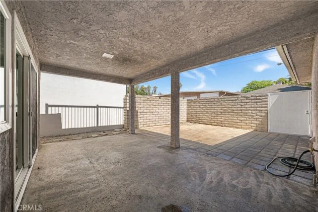3622 Pacific, Long Beach, CA 90807