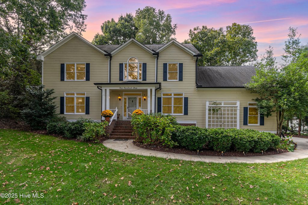 503 Neuse Ridge Drive, Clayton, NC 27527