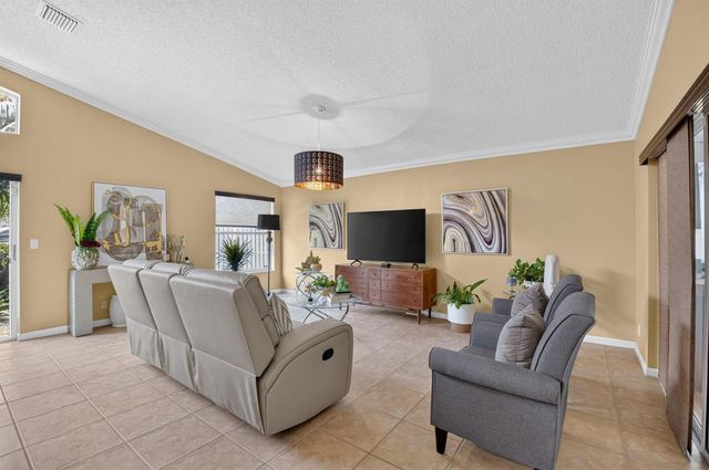 6405 Sand Hills Circle, Lake Worth, FL 33463
