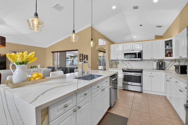 6405 Sand Hills Circle, Lake Worth, FL 33463
