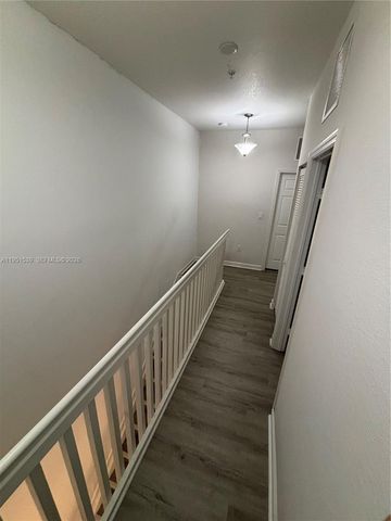 2819 SE 1st Dr 8, Homestead, FL 33033