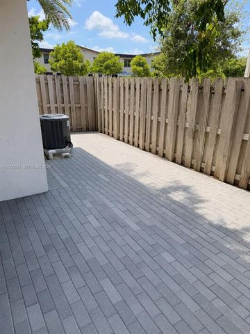 7865 NW 104th Ave 1, Doral, FL 33178