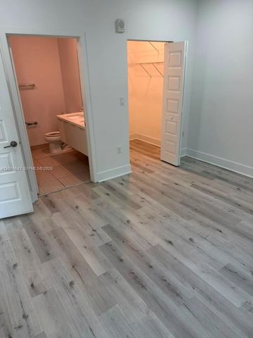 7865 NW 104th Ave 1, Doral, FL 33178