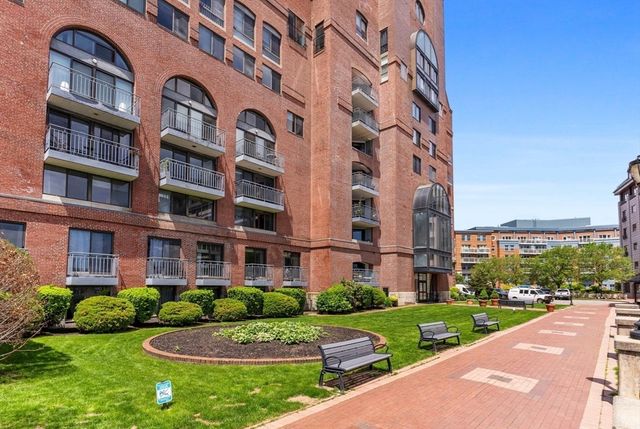 357 Commercial St 8, Boston, MA 02109