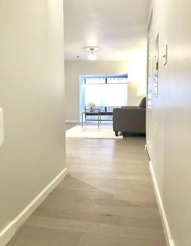 357 Commercial St 8, Boston, MA 02109