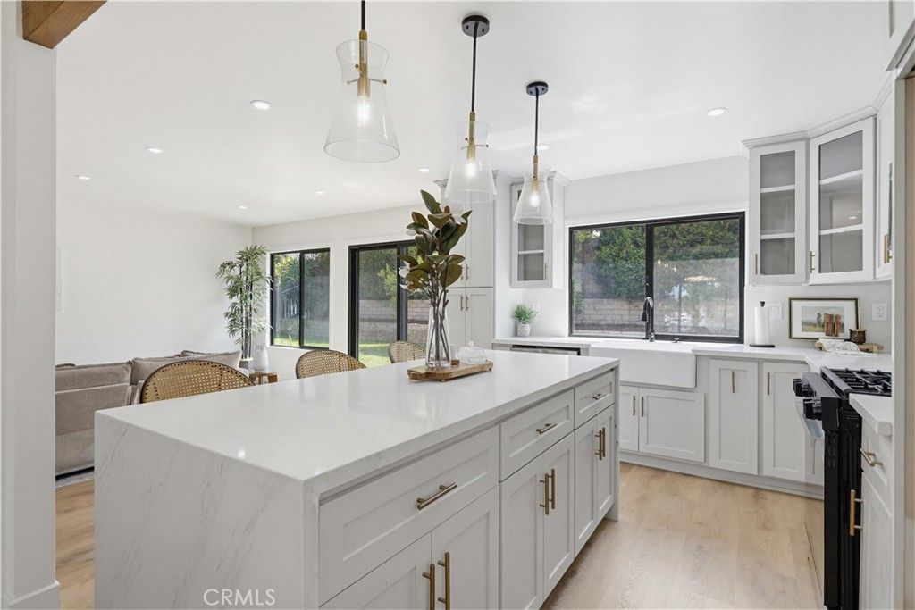 Image 13 of property listing at 155 S Lincoln, Orange, CA 92866