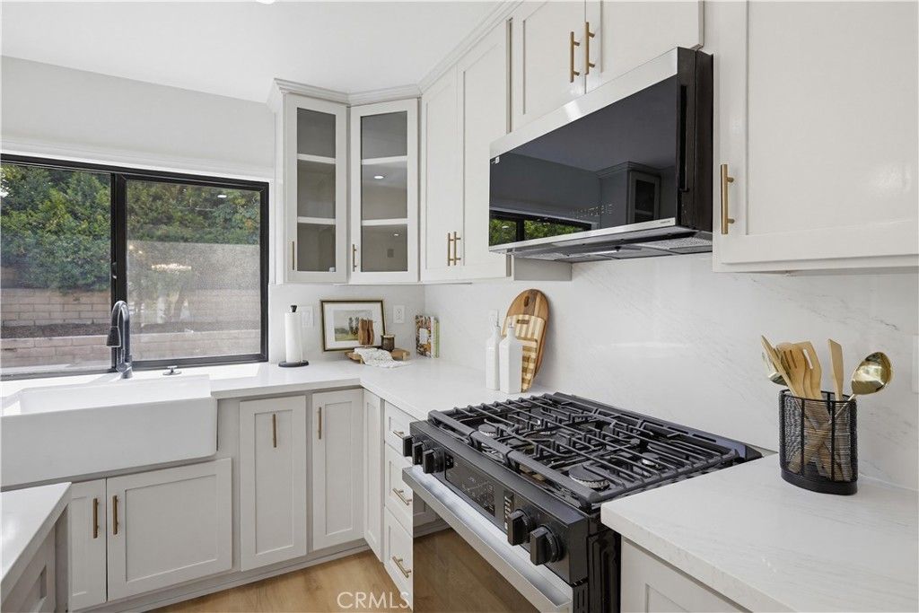 Image 14 of property listing at 155 S Lincoln, Orange, CA 92866