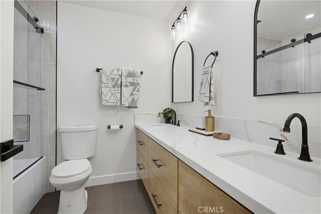 Image 22 of property listing at 155 S Lincoln, Orange, CA 92866