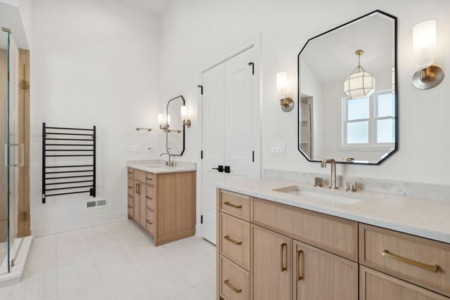 2228 N Southport Avenue, Chicago, IL 60614