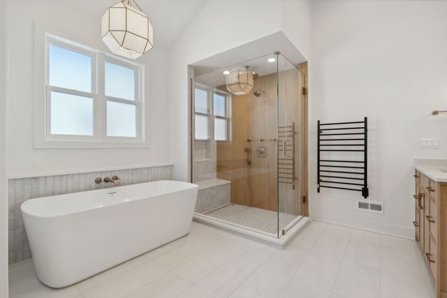 2228 N Southport Avenue, Chicago, IL 60614