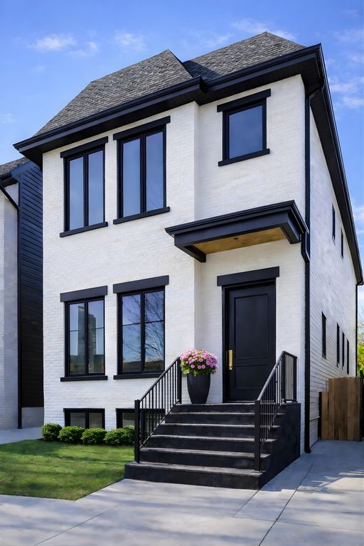 2228 N Southport Avenue, Chicago, IL 60614